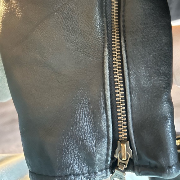 Black Vintage Moto Leather Jacket - Picture 7 of 8